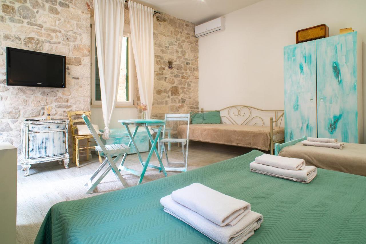 Rooms And Apartments Djanovic Split Extérieur photo